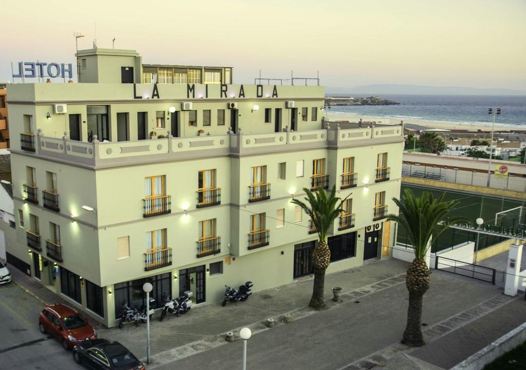 Hotel La Mirada Тарифа Экстерьер фото